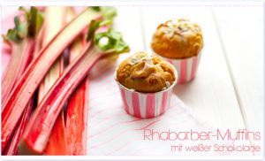 Rhabarber-Muffins mit weißer Schokolade
