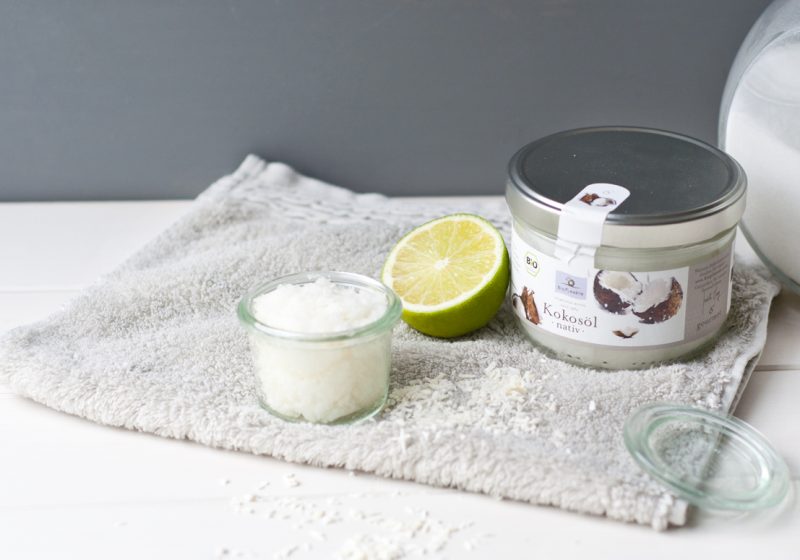 Bodypeeling Karibik mit Zucker, Kokosöl und Zitronenduft