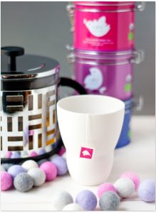 Teestunde mit Løv-Tea und DIY für einen Untersetzer aus Filzkugeln