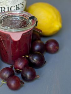 Stachelbeer-Marmelade mit Gin
