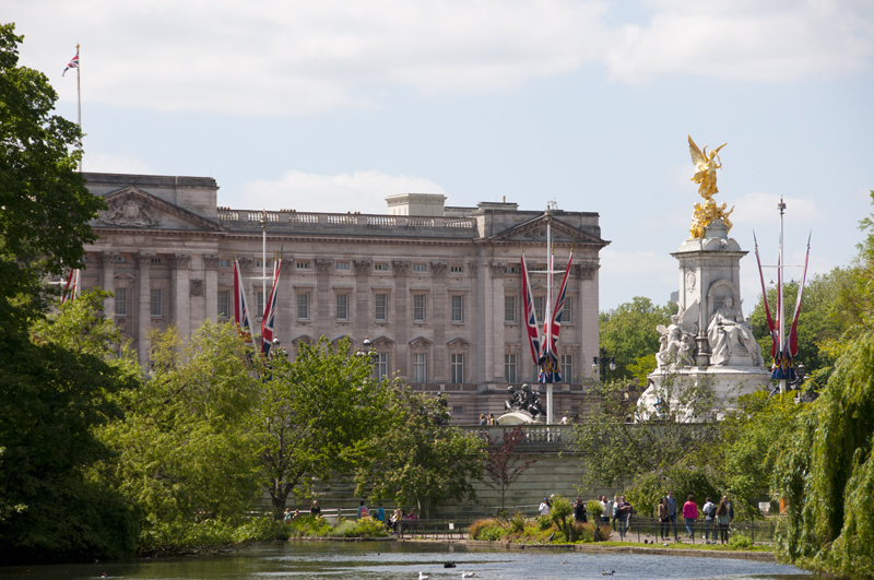 Kreuzfahrt Mein Schiff London - Buckingham Palace aus dem St. James Park