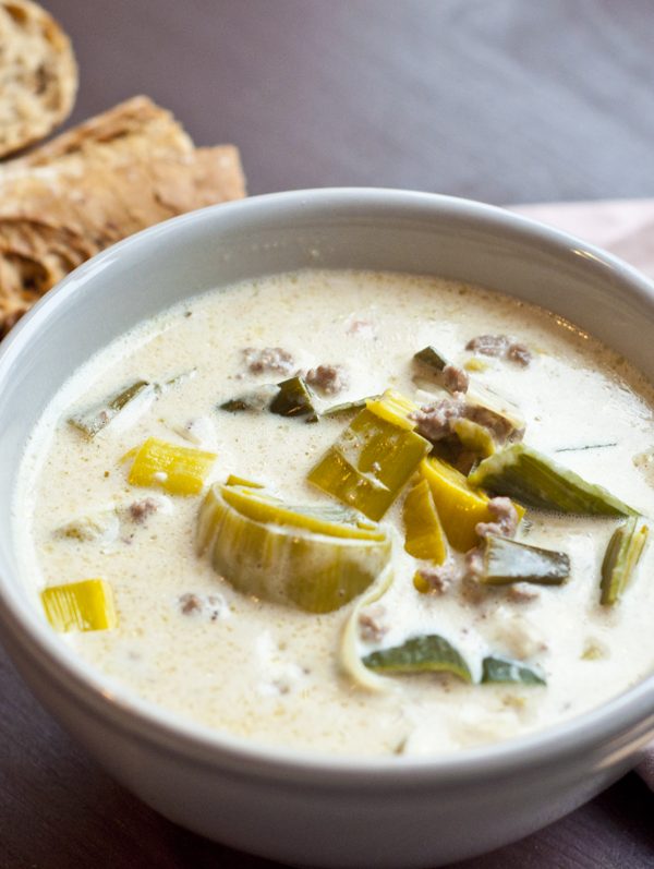 Käse-Lauch-Hack-Suppe als Soulfood