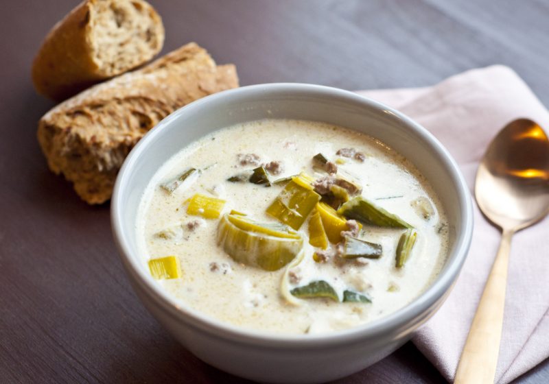 Käse-Lacuh-Hack-Suppe mit Kokosmilch