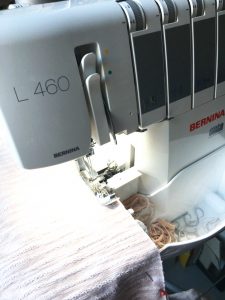 Bernina L 460 Overlock vom Nähpark