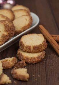 Schmalzplätzchen mit Zimtkruste
