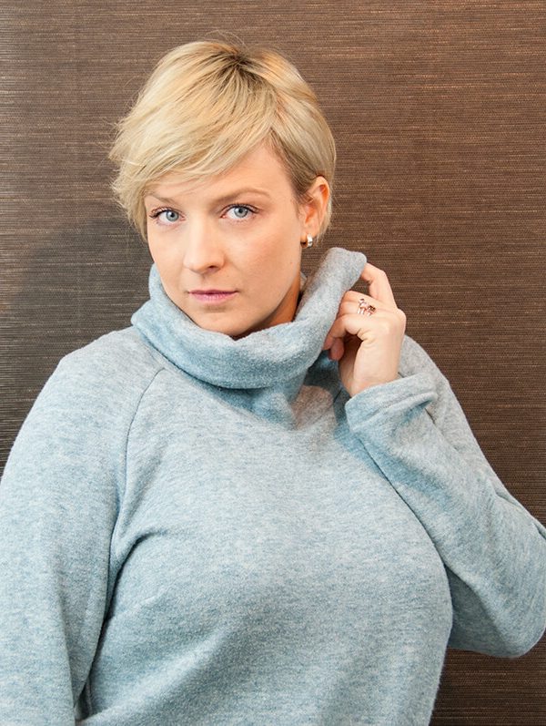 Kleid Frau Polly aus kuschligem Strick
