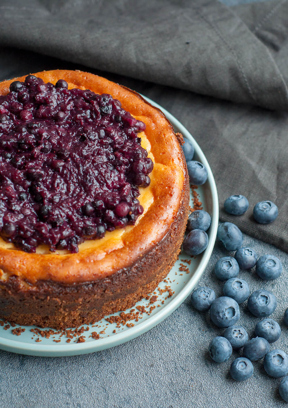 Käsekuchen mit Blaubeer-Topping