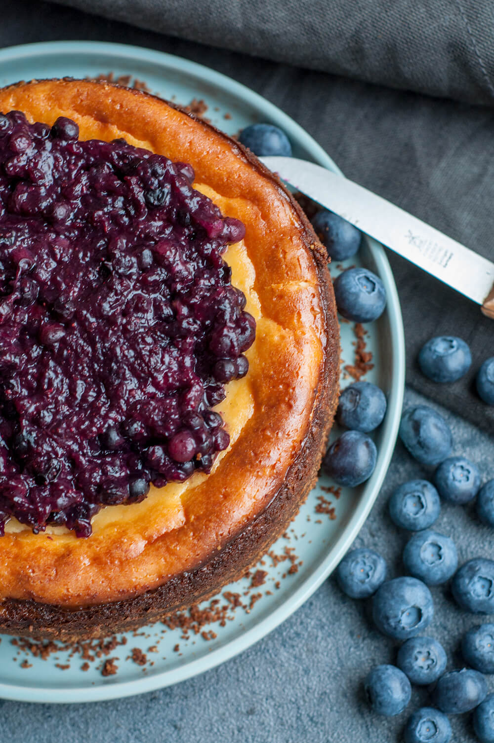 Käsekuchen mit Blaubeer-Topping
