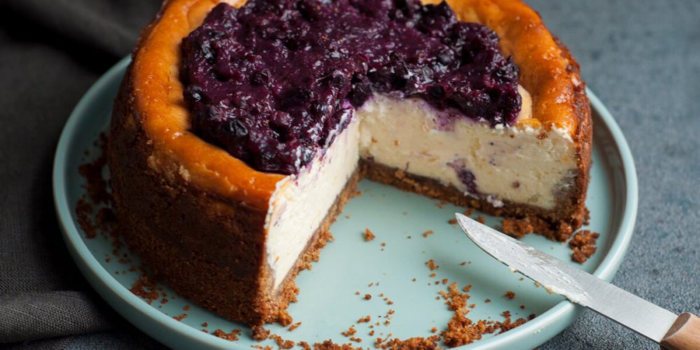 Käsekuchen mit Blaubeer-Topping