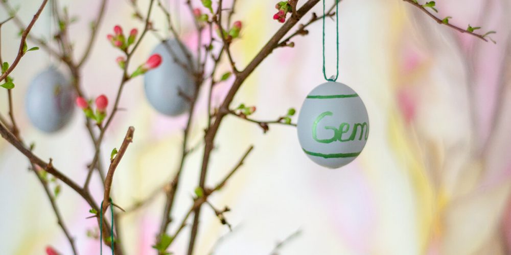 Oster-DIY selbstbemalte Eier