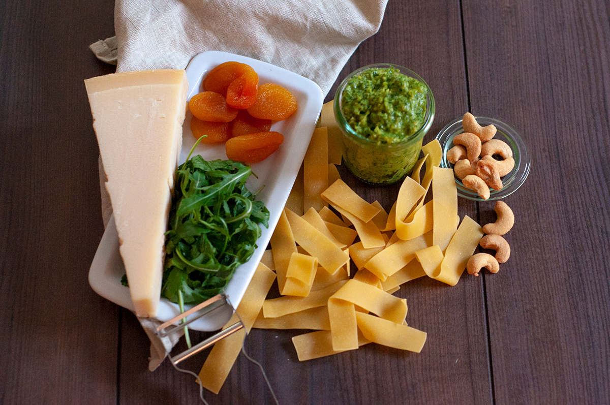 #alleliebenPasta Rucola-Aprikosen-Cashew-Pesto