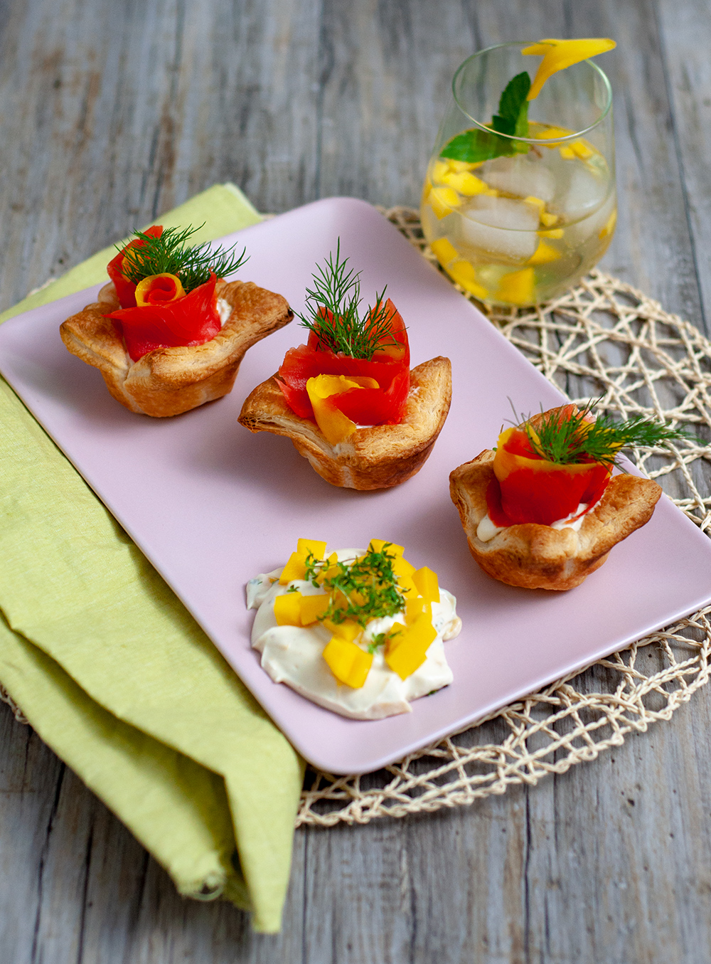 Lachs-Mango-Muffins aus Blätterteig
