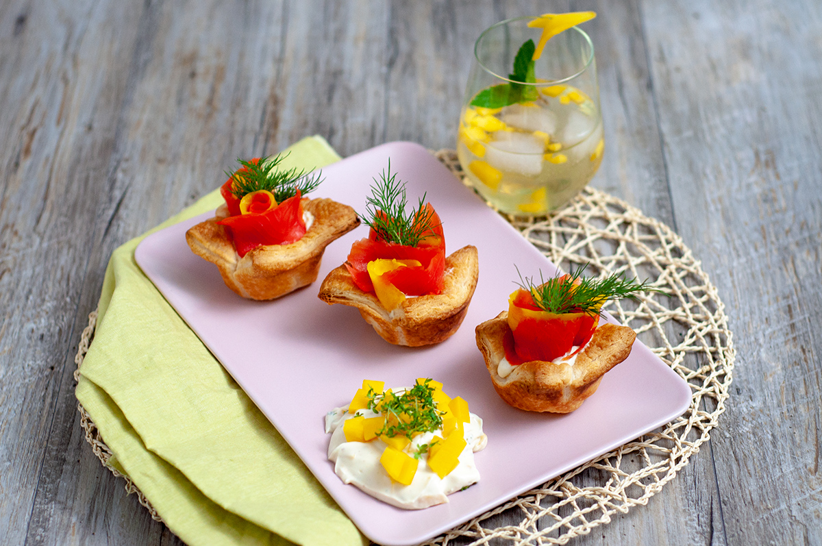 Lachs-Mango-Muffins aus Blätterteig