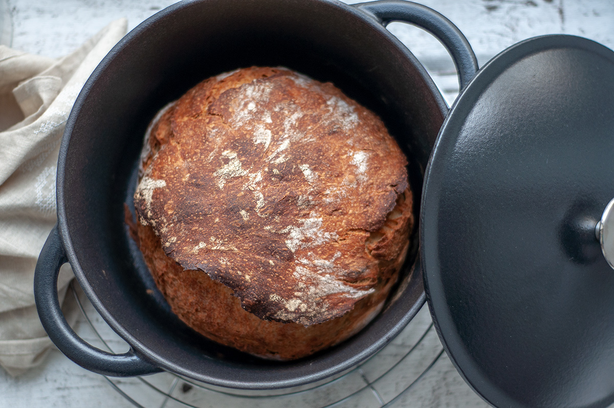 Buttermilchbrot im Topf gebacken