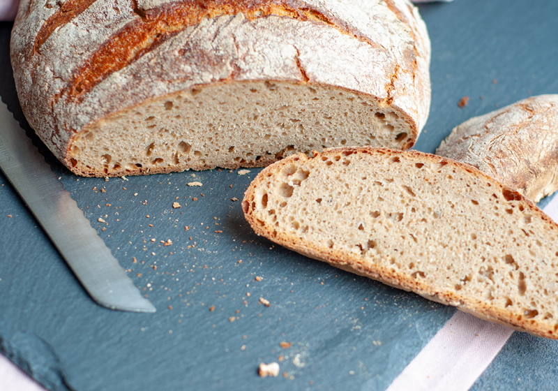 Roggen-Dinkel-Brot mit Sauerteig