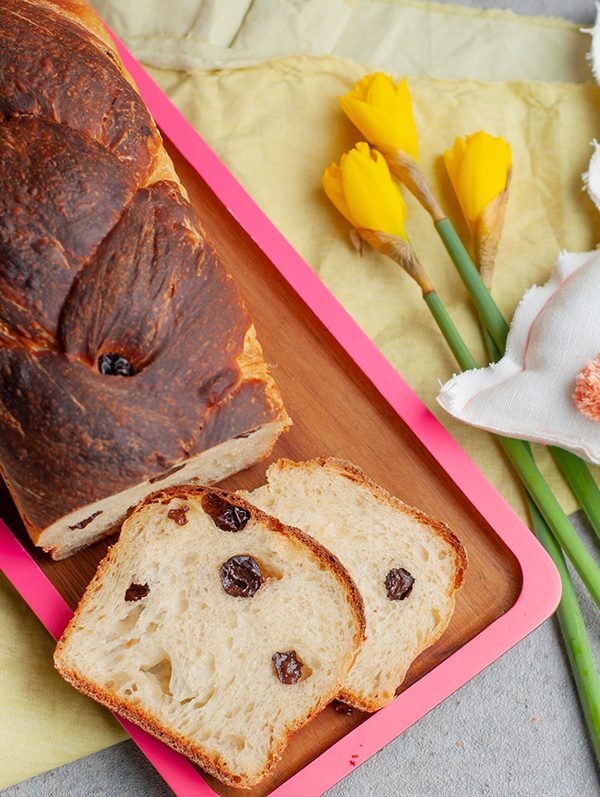 Stuten zu Ostern mit Sauerteig