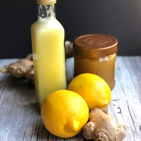 Ingwer-Shot mit Honig und Zitrone